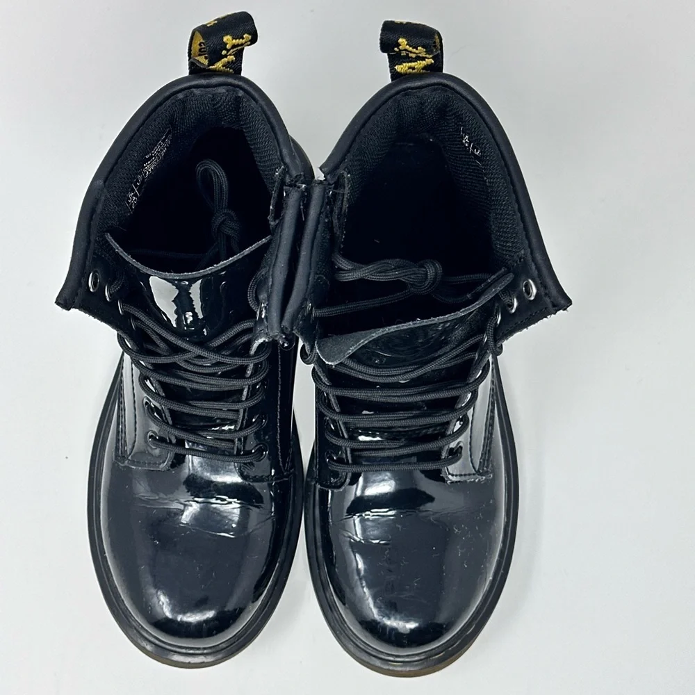 Dr Martens Black Patent Leather Lace-Up Boots with zipper size 3y